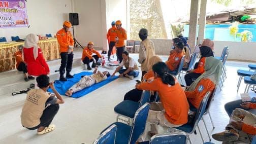 Tim PPK Ormawa UKM KPI Unhas Dorong Desa Mattabulu Jadi Desa Tanggap Bencana.jpg