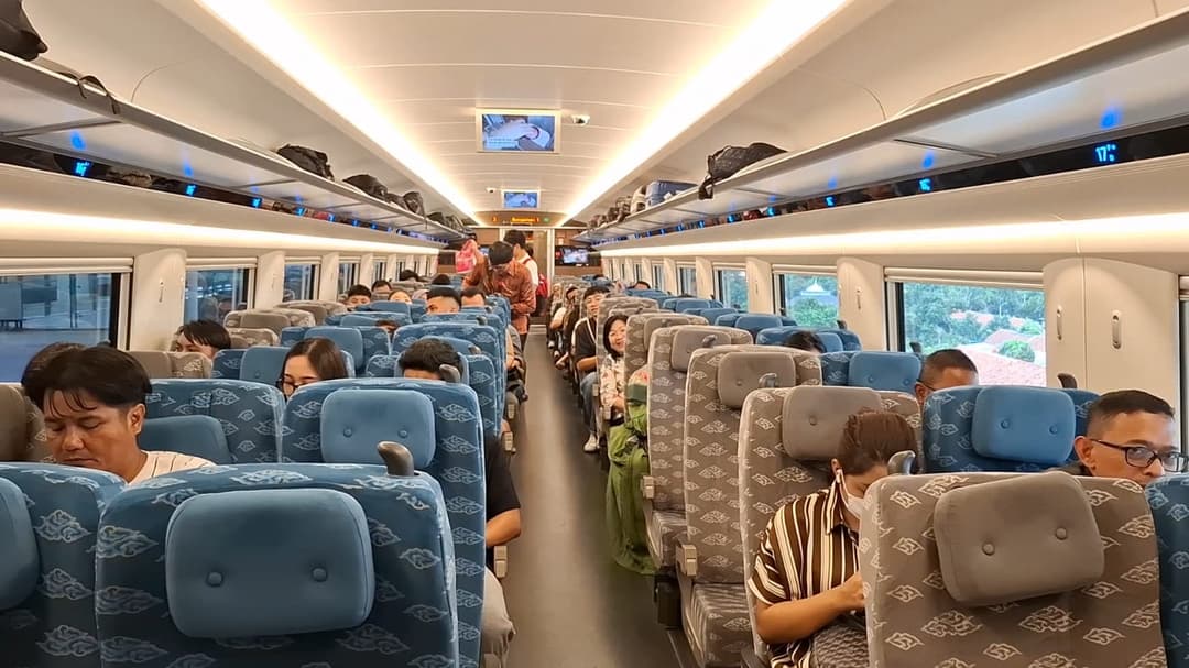 KCIC-Operasikan-1.098-Perjalanan-Whoosh-Selama-Angkutan-Nataru-2025/2026